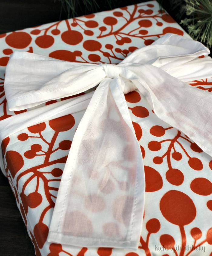 5 unique ways to wrap your holiday gifts