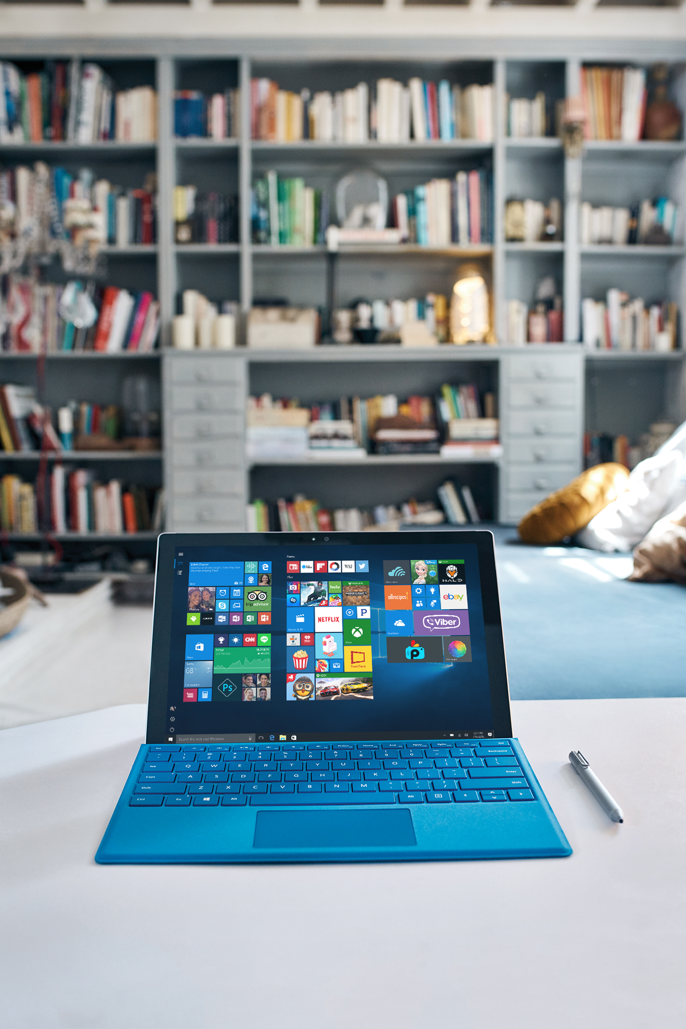 Do you have a tech minded person on your gift list? The Microsoft Surface Pro Is The Perfect Holiday Gift #ad